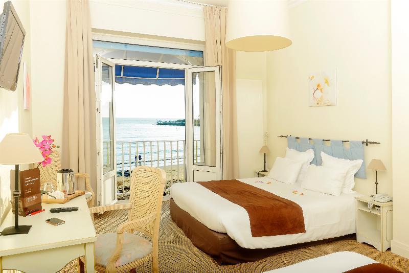 CERISE Royan - Le Grand Hôtel de la Plage Exterior foto